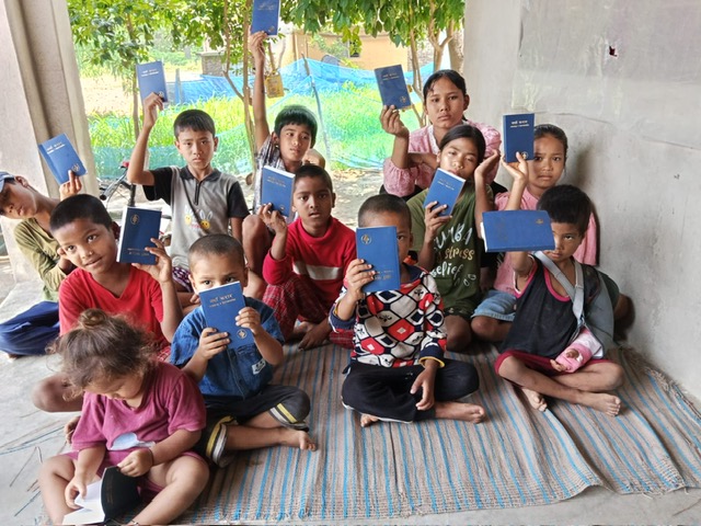 Children in Nepal supported by the ministry
